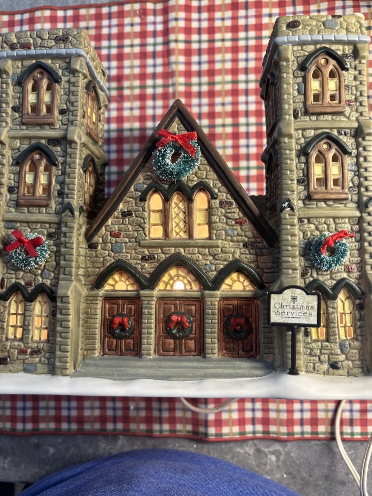 St Nicholas Square Village Collection “Cathedral Of Peace” Illuminated EUC