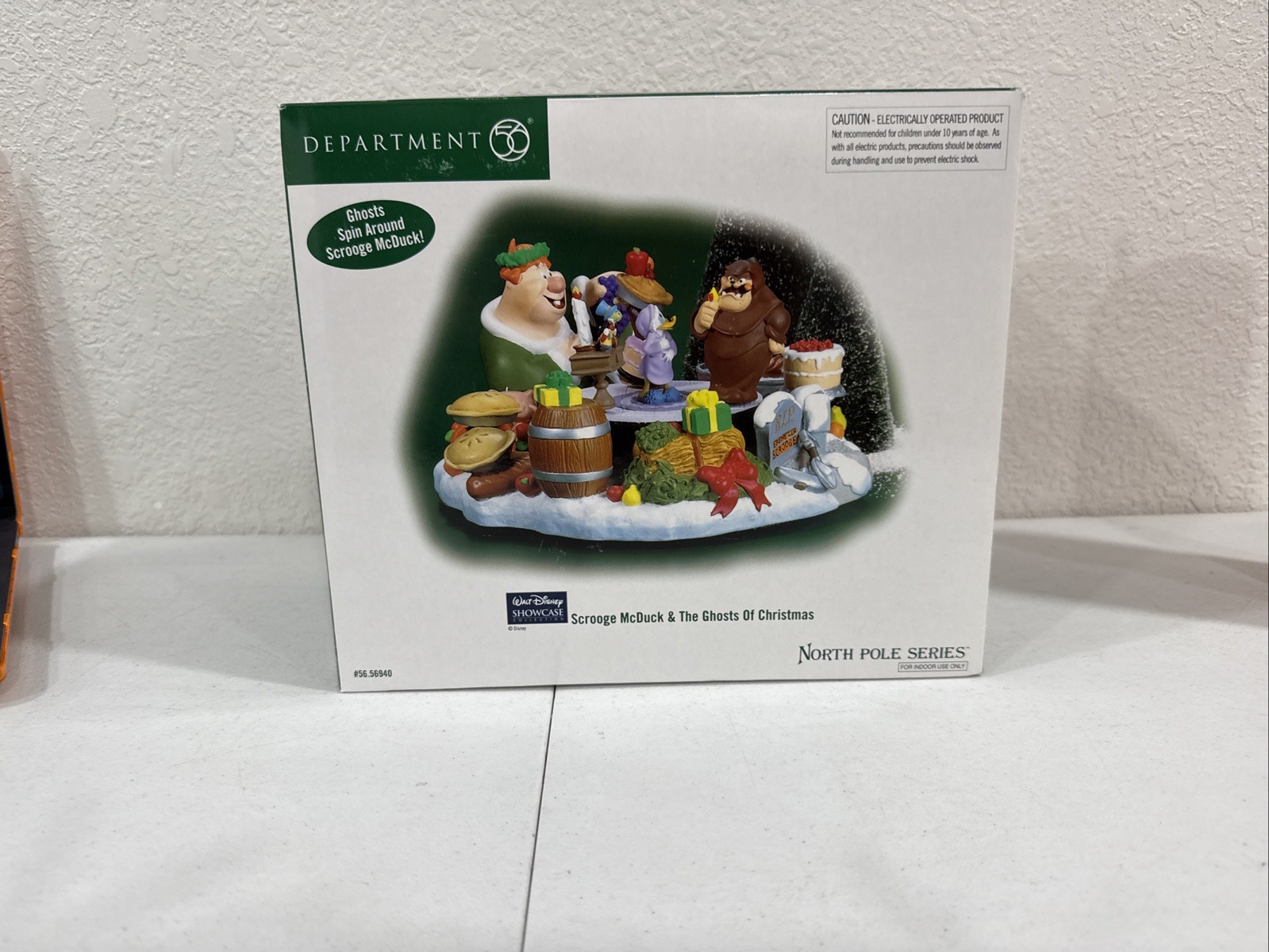 Dept56 Walt Disney Showcase North Pole Series Scrooge McDuck Ghosts of Christmas