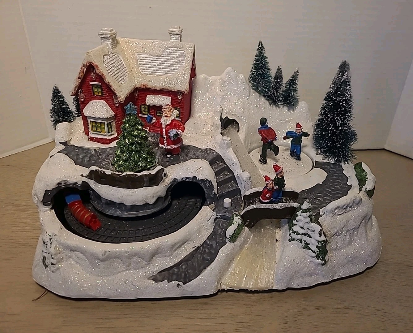 Animated Musical Christmas Santa’s Village Skaters Train Light Up Works