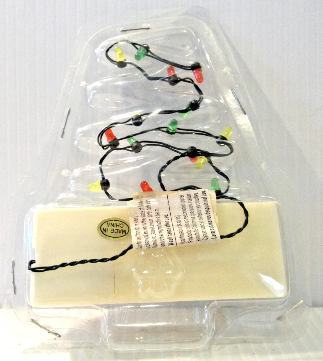 HOLIDAY TIME “BATTERY OPERATED / MINI LIGHTS” (WREATHS/ CENTERPIECE/ MINI TREE)