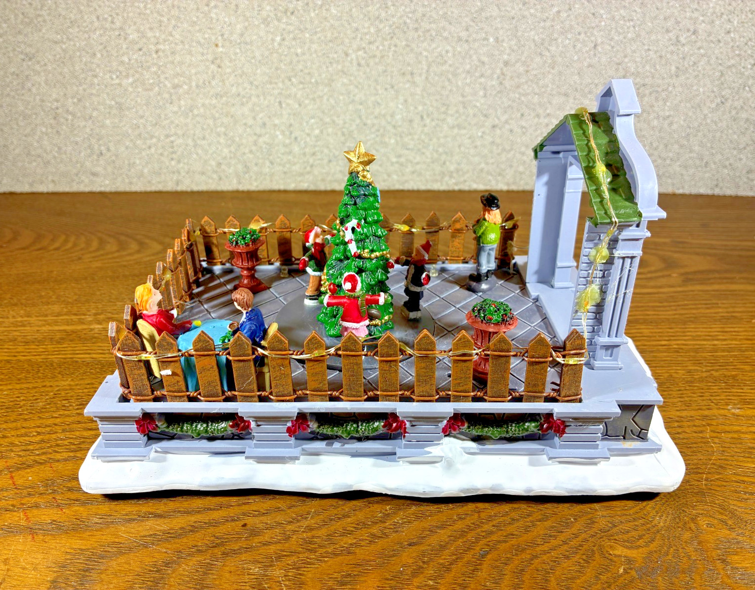 Rite Aid Holidays LED Christmas Garden Animated Model #C63527