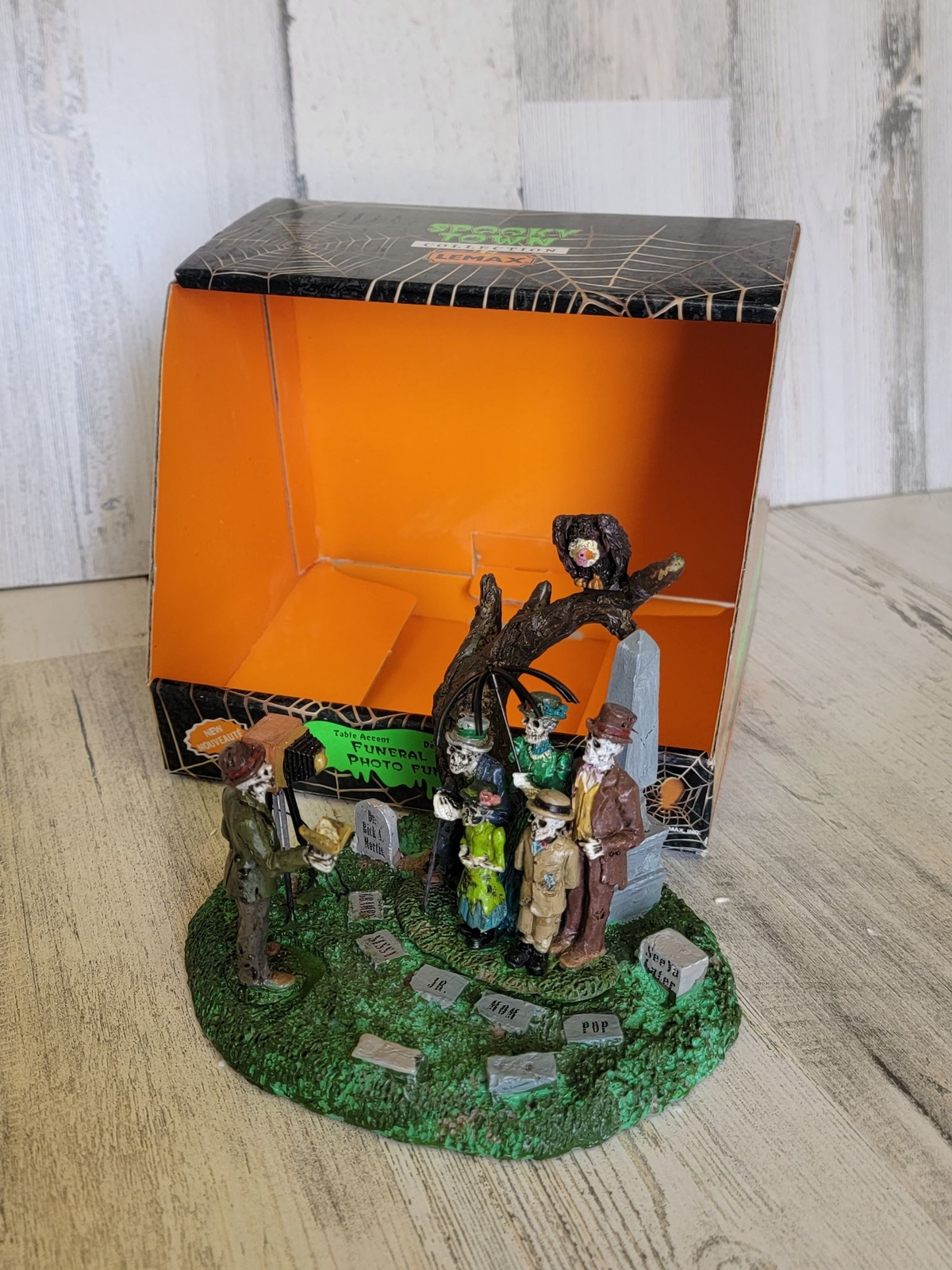 Spooky town Lemax funeral photo 2009 Halloween village accessory