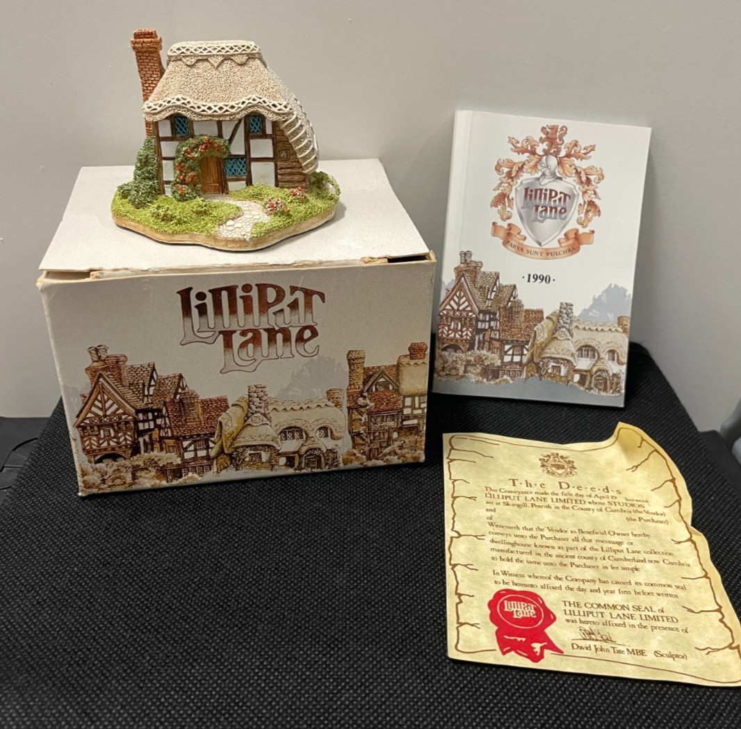 1990 Lilliput Lane Strawberry Cottage miniature house w/ box deed booklet 2 1/4″