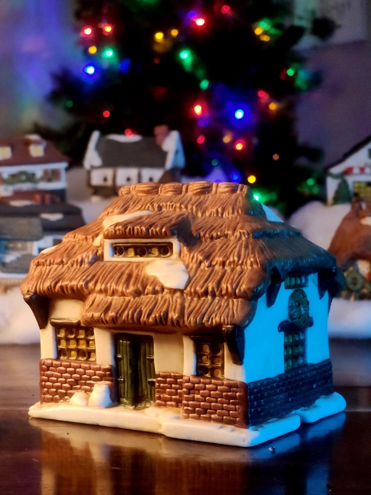 Mini Christmas Village Buildings Lot 10+ Ceramic Houses Church Bakery & Cafe