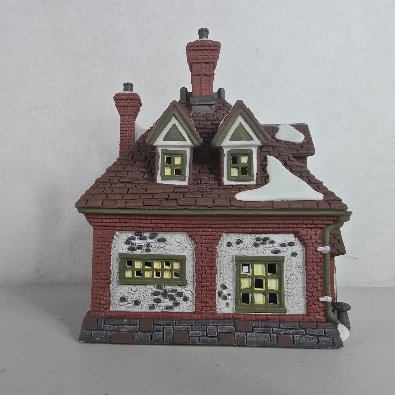 Dept 56 Dickens Village Series 1993 WM Wheat Cakes & Puddings #5808-4 Heritage