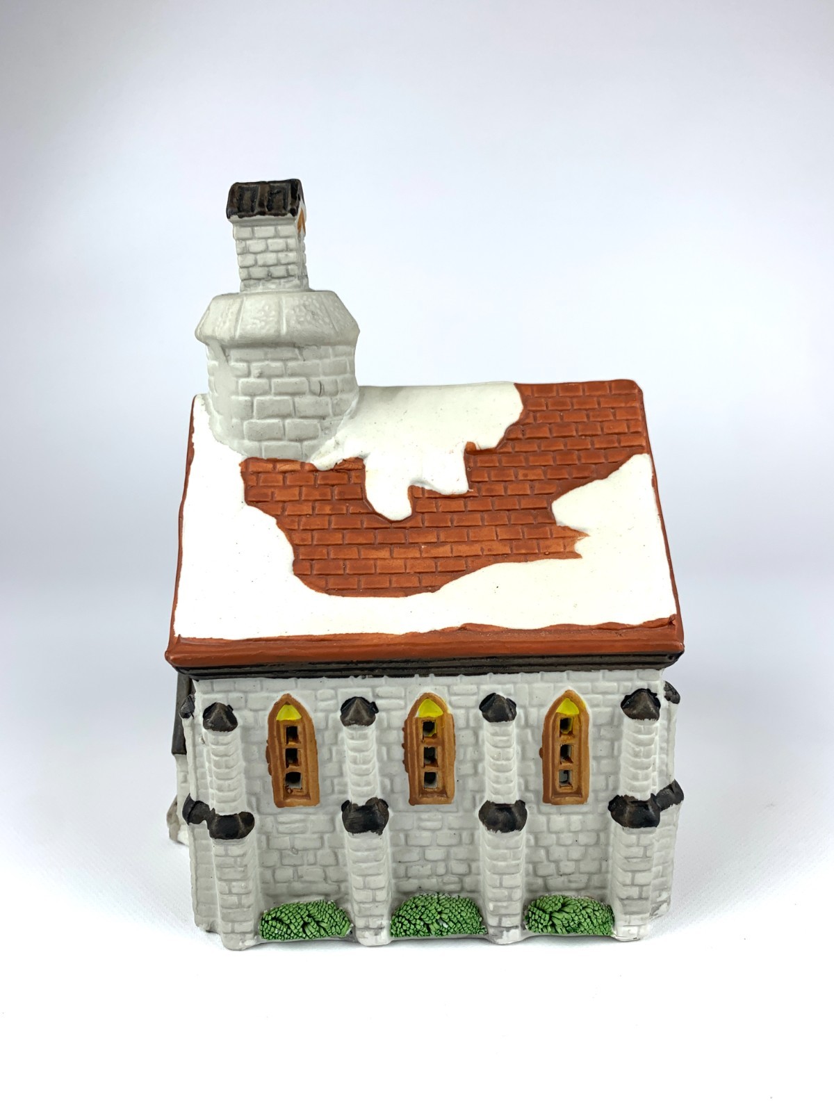 VTG Lemax Christmas Church Decoration Porcelain Cottage Holiday Display