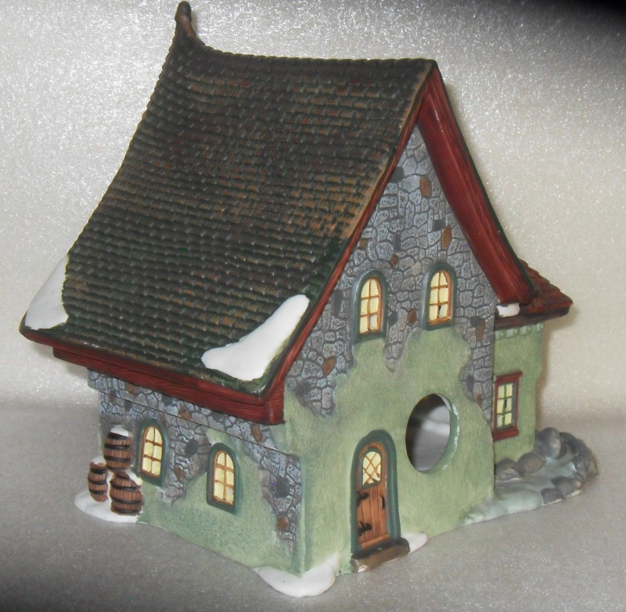 Santa’s Workbench Crystal Creek Winery House 2002 Christmas Collectibles Ceramic