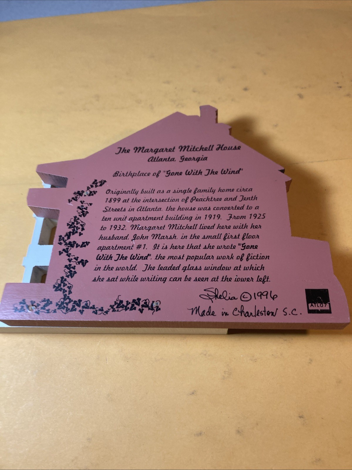 1996 Shelia The Margaret Mitchell House, Atlanta, Georgia Wooden Collectible