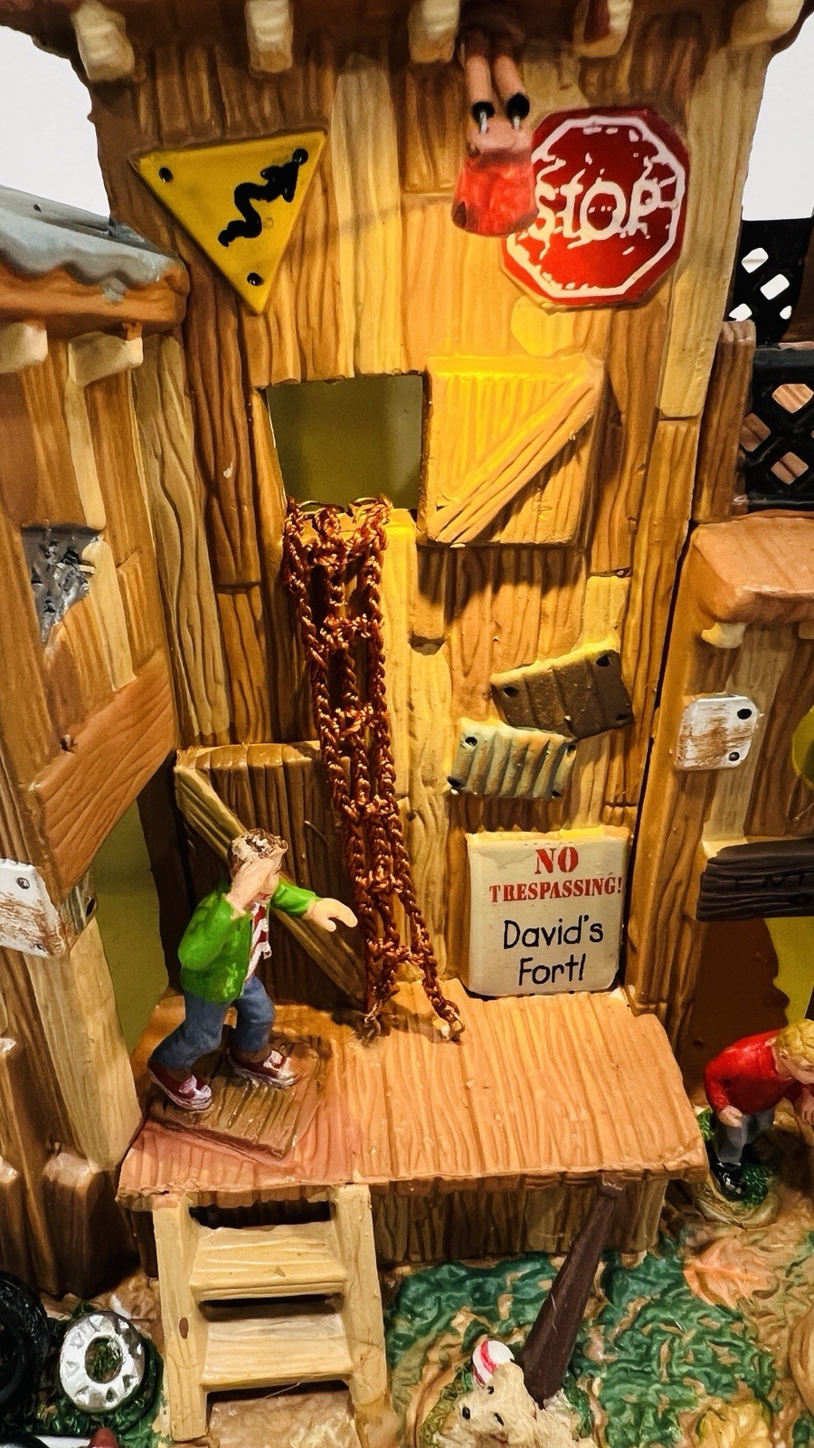 Lemax “David’s Fort” Lighted Holiday Village Accent #04218 Retired 2010 NEW !