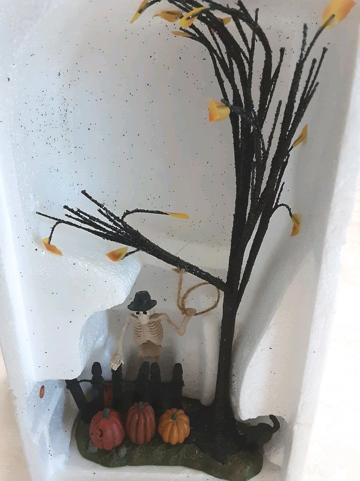 Department 56 Halloween Village Accessories Hanging Around Skeleton Pumpkins