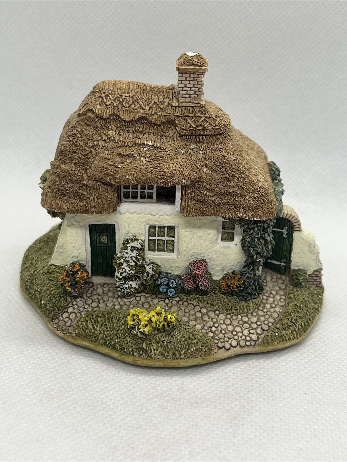 1996 Lilliput Lane Cottage “Crispin Cottage” No Box