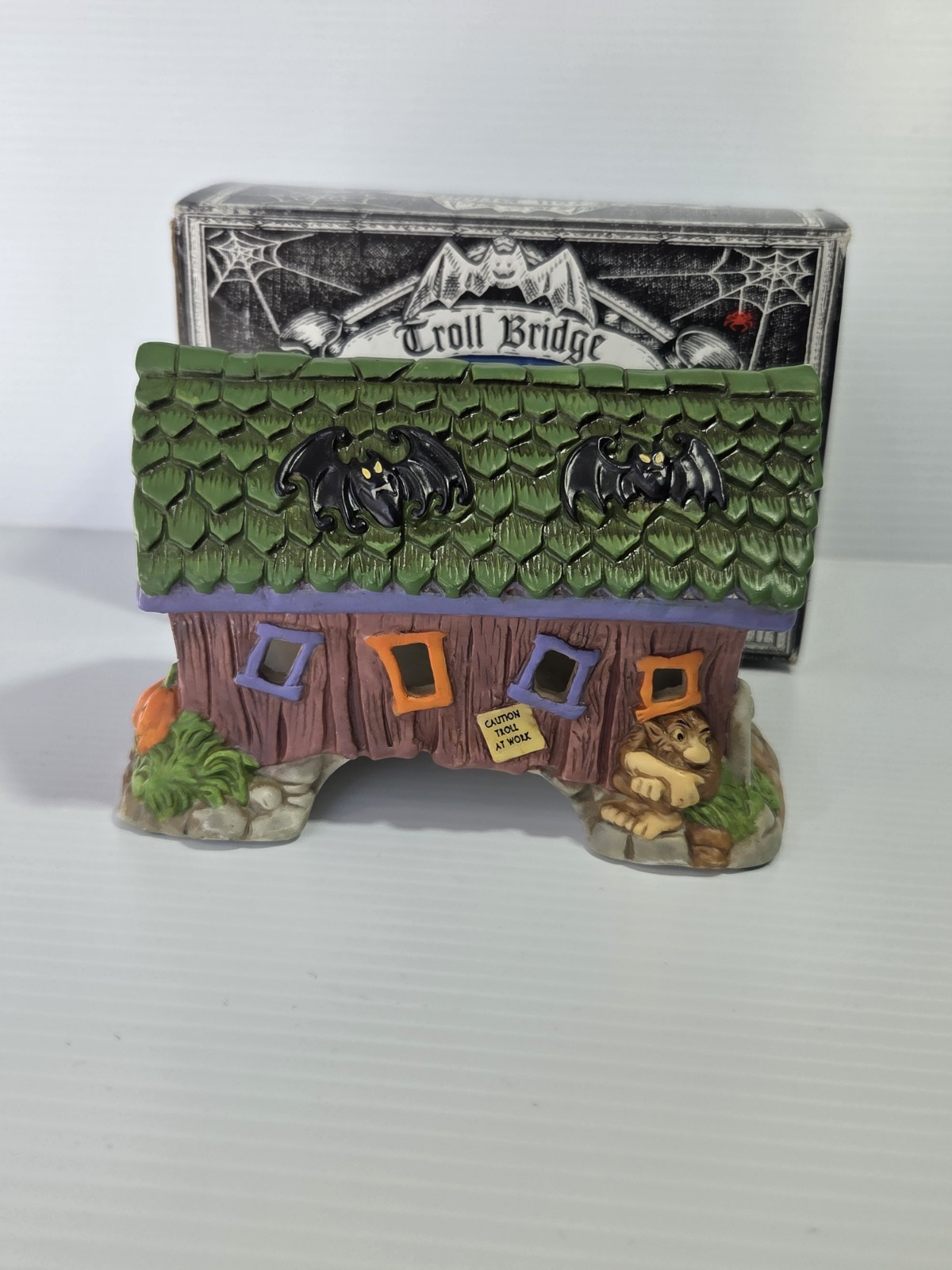 1996 Midwest Of Cannon Falls Creepy Hollow Troll Bridge w Box