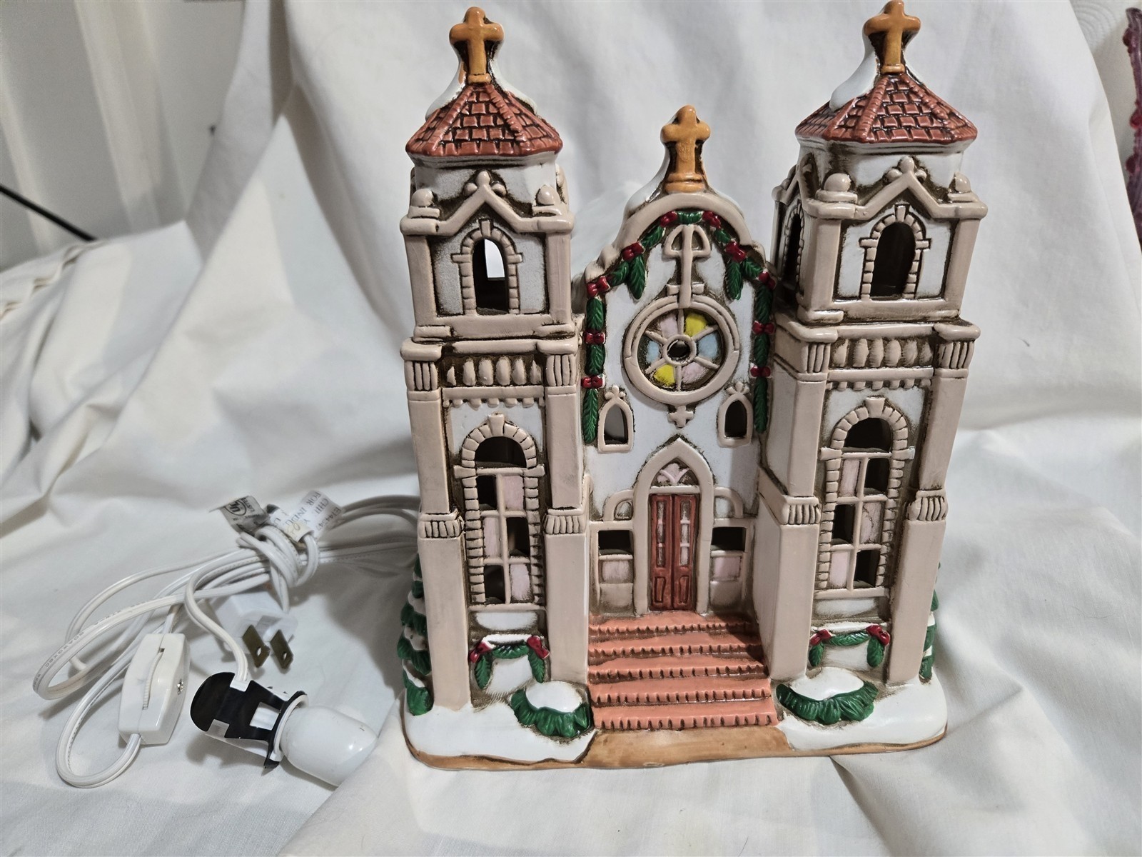 Lefton Colonial Village MISSION CHURCH #00237 – 1991 Byron Wood