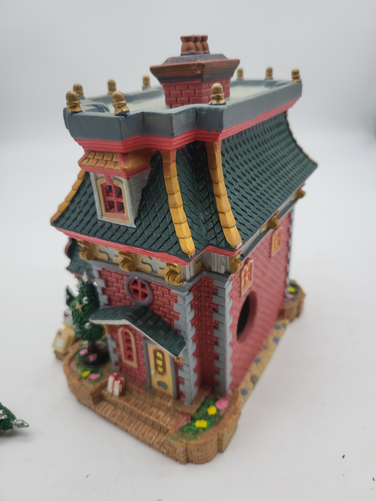 Lemax Caddington Village Claires Card Shop 3D Lighted Christmas Village House