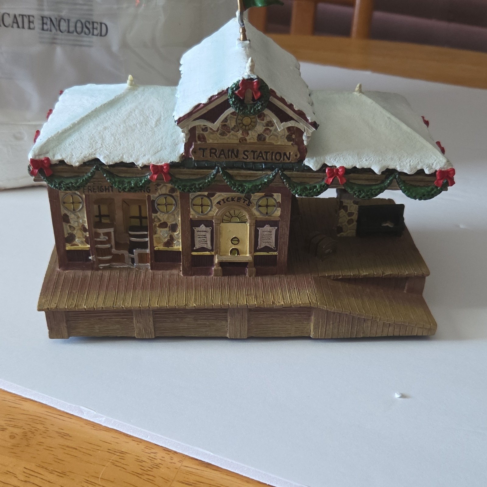 Hawthorne Village Thomas Kinkade Village Illuminated Train Station Resin 2008