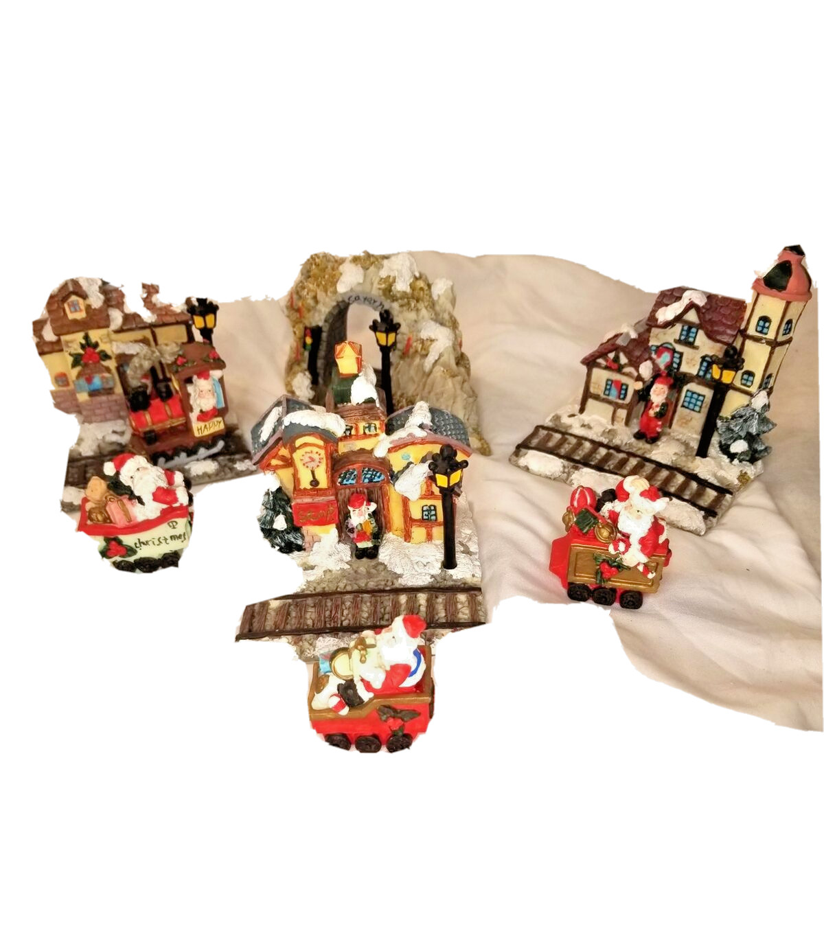 Santa Train Village Three Houses One Train Cavern Four Santas On Trains