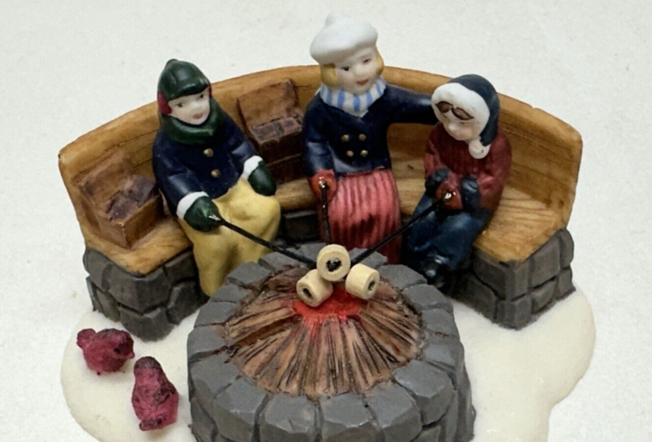 2001 Hershey’s Holiday Village Making Smores Tree Lot Christmas Figurine 2 LOT