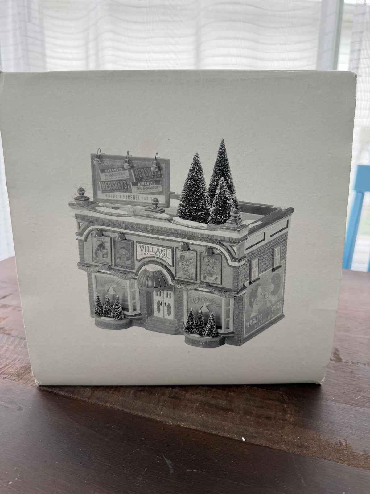 Deptartment 56 Snow Village “Hershey’s Chocolate Shop” #54913 RETIRED