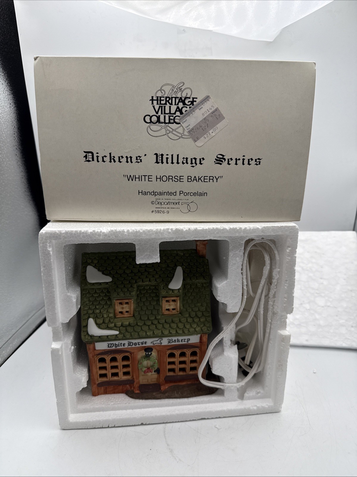 Vintage Dept. 56 White Horse Bakery 5926-9 Dickens Heritage Village Christmas