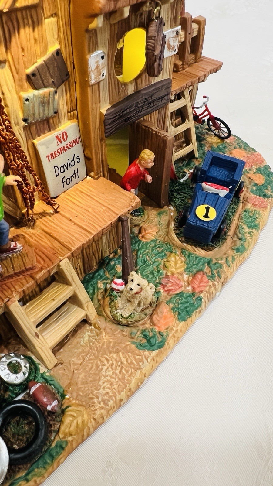 Lemax “David’s Fort” Lighted Holiday Village Accent #04218 Retired 2010 NEW !