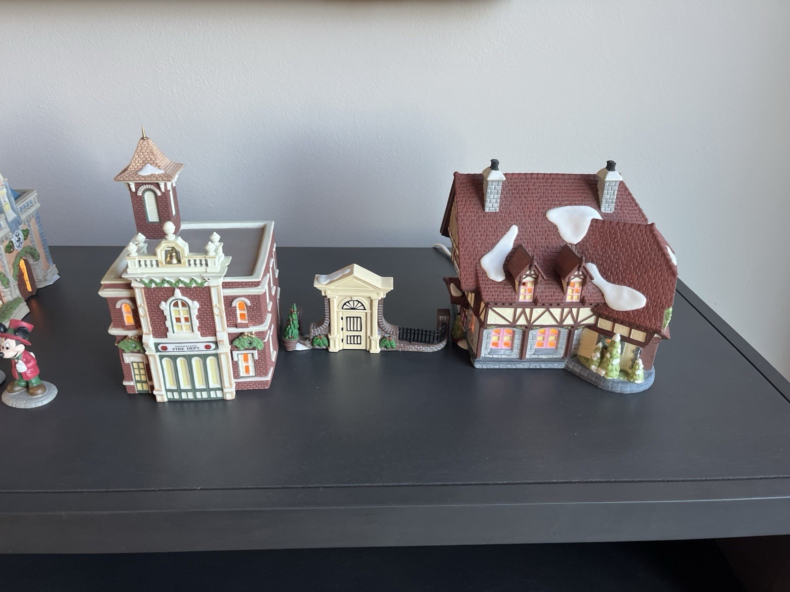 NIB DEPARTMENT 56 DISNEY PARKS Village Heritage Set, Tinkerbell, Silversmith
