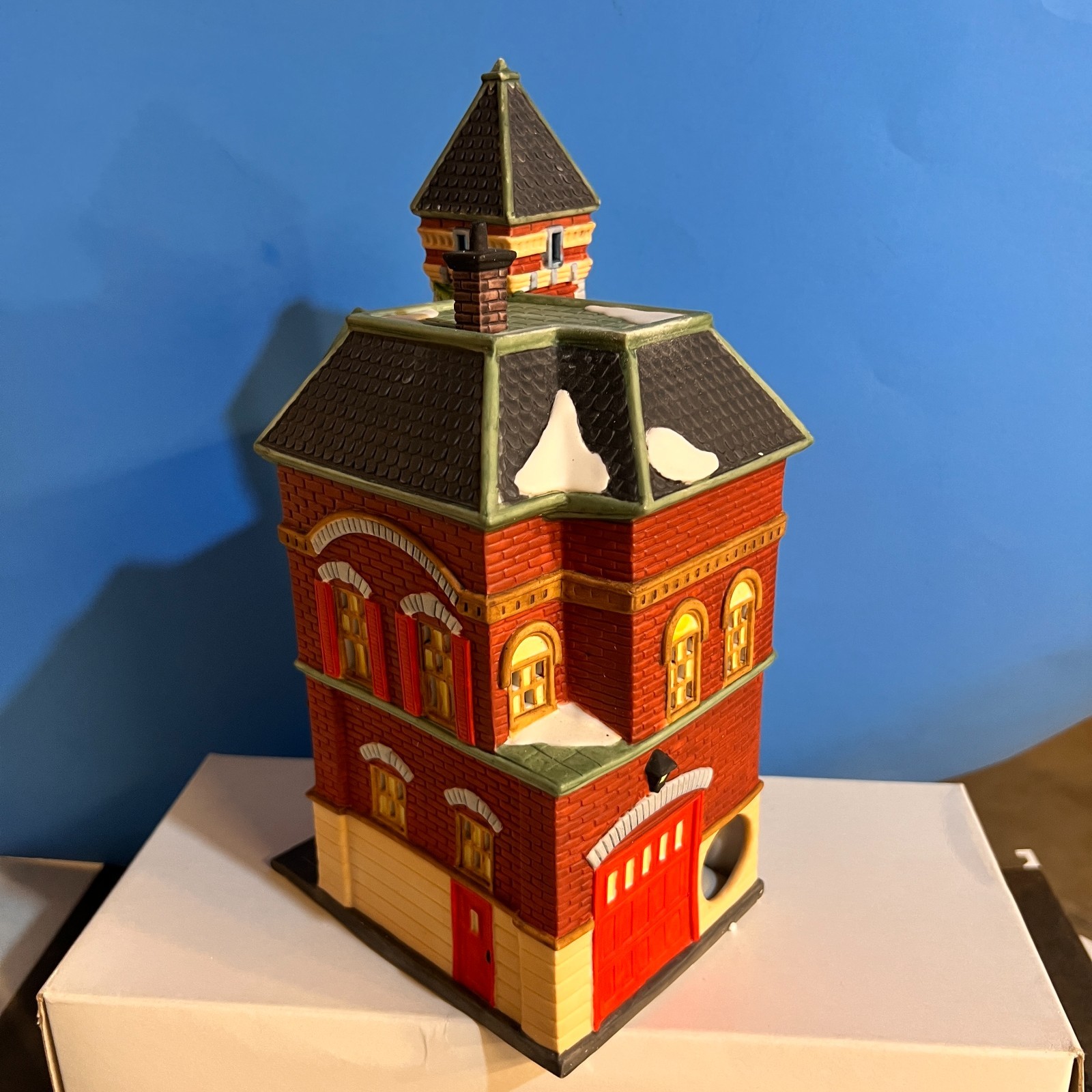 DEPT. 56 – 1990 RED BRICK FIRE STATION, CITY FIRE TRUCK AND FIRE BRIGADE- RARE