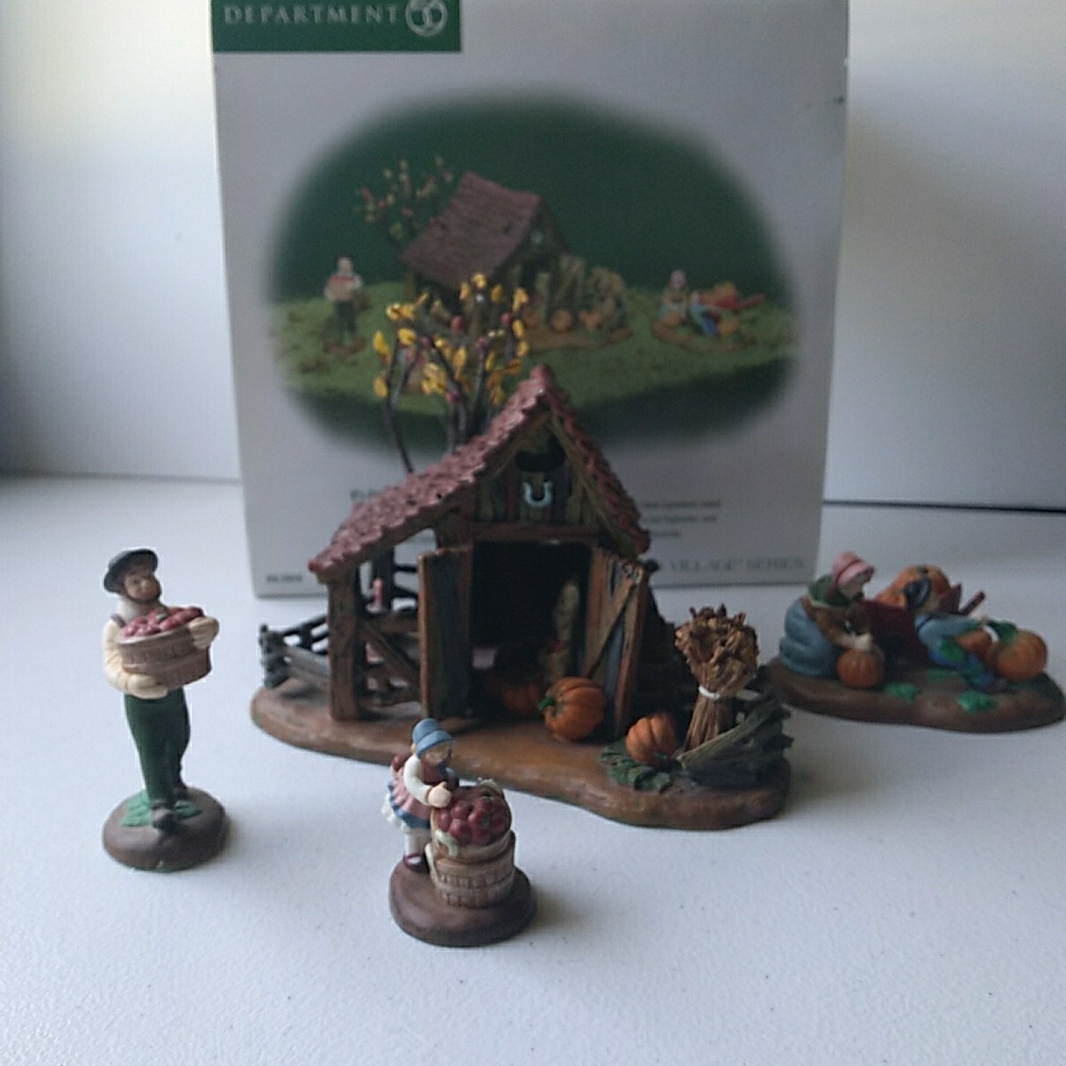 Dept 56 New England Village 56639 “It’s Almost Thanksgiving” Set/4 Retired GCIB