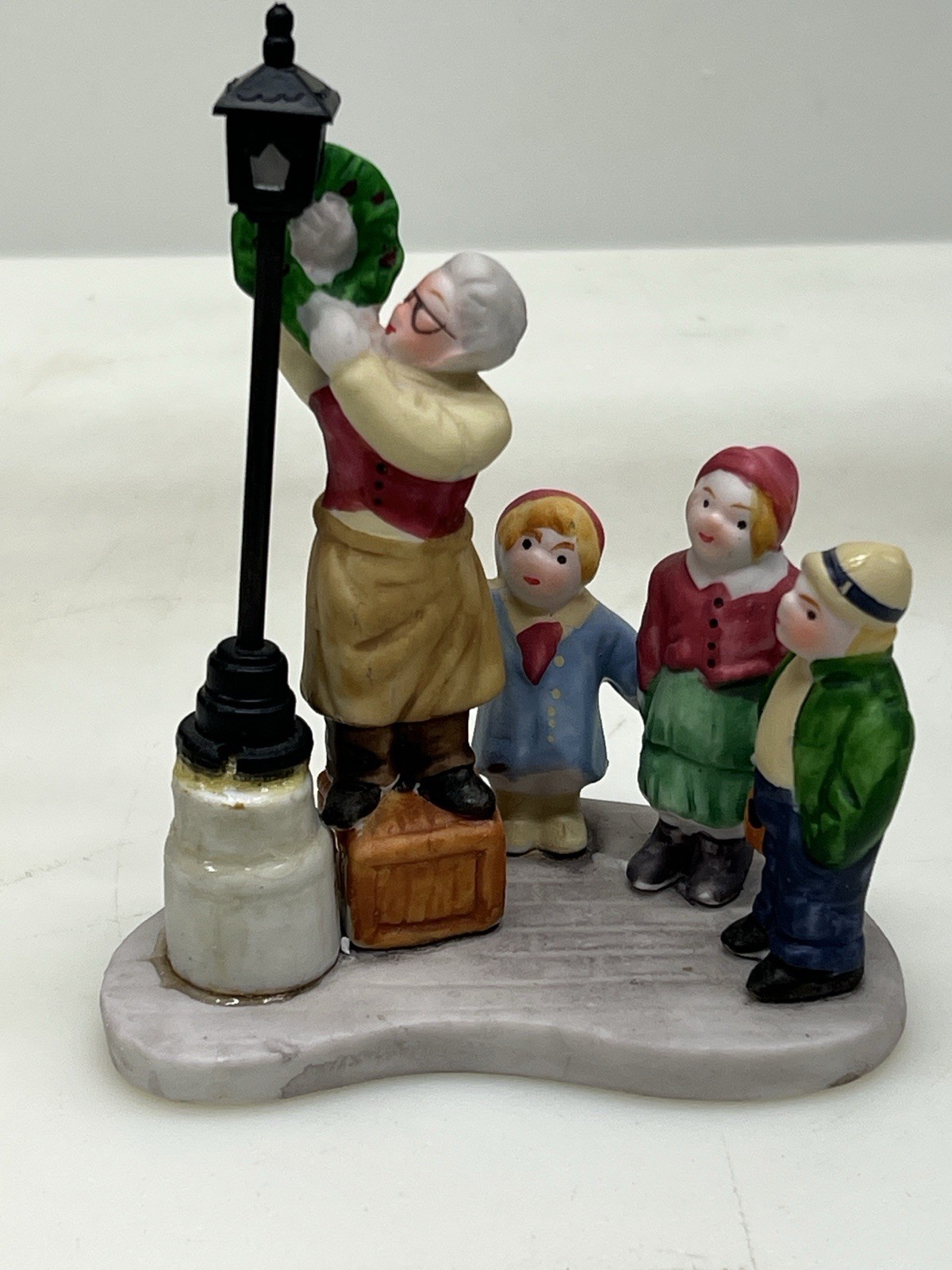 Lemax Hearthside Village “The Old Lamplighter” Porcelain Accessory Retired