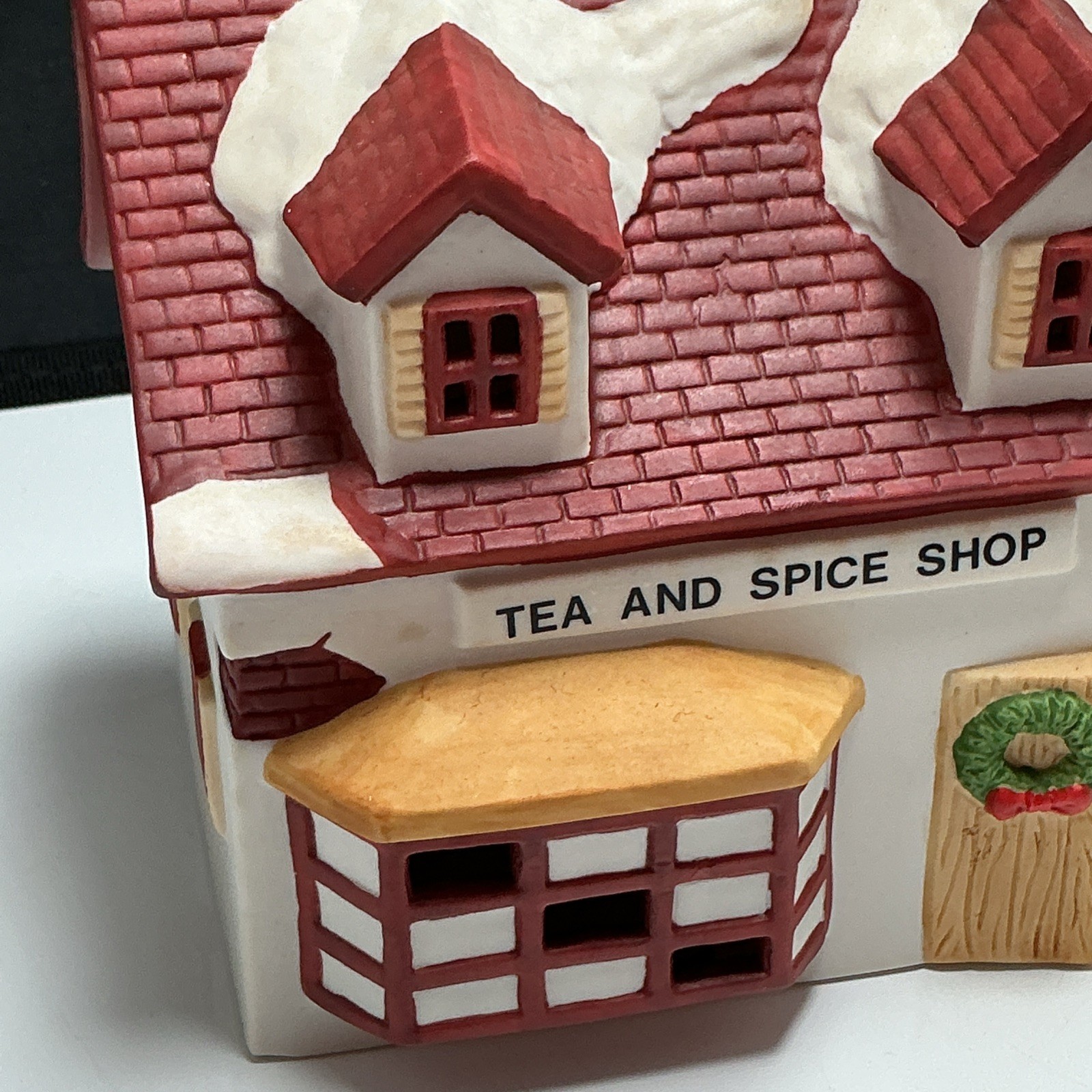 Vtg Seymour Mann Christmas Village Tea and Spice Shop Light Up House No Cord
