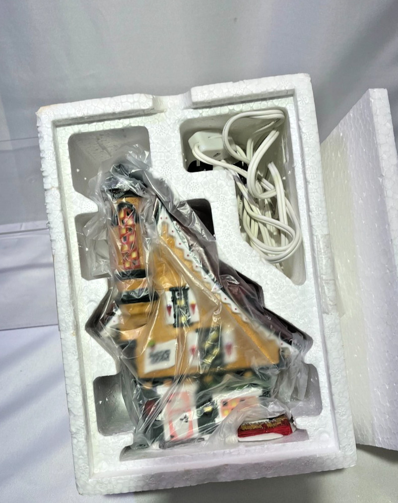 Retired Department 56 North Pole Elfin Snow Cone Works # 5633-2 With Box & Light