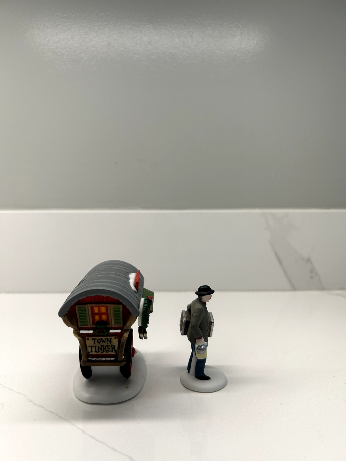 Dept 56 Heritage Village “Town Tinker “#56464 Retired 1992-1995