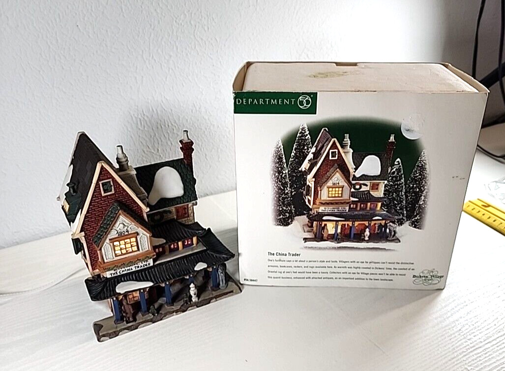 Dept 56 THE CHINA TRADER Dickens Village 1999