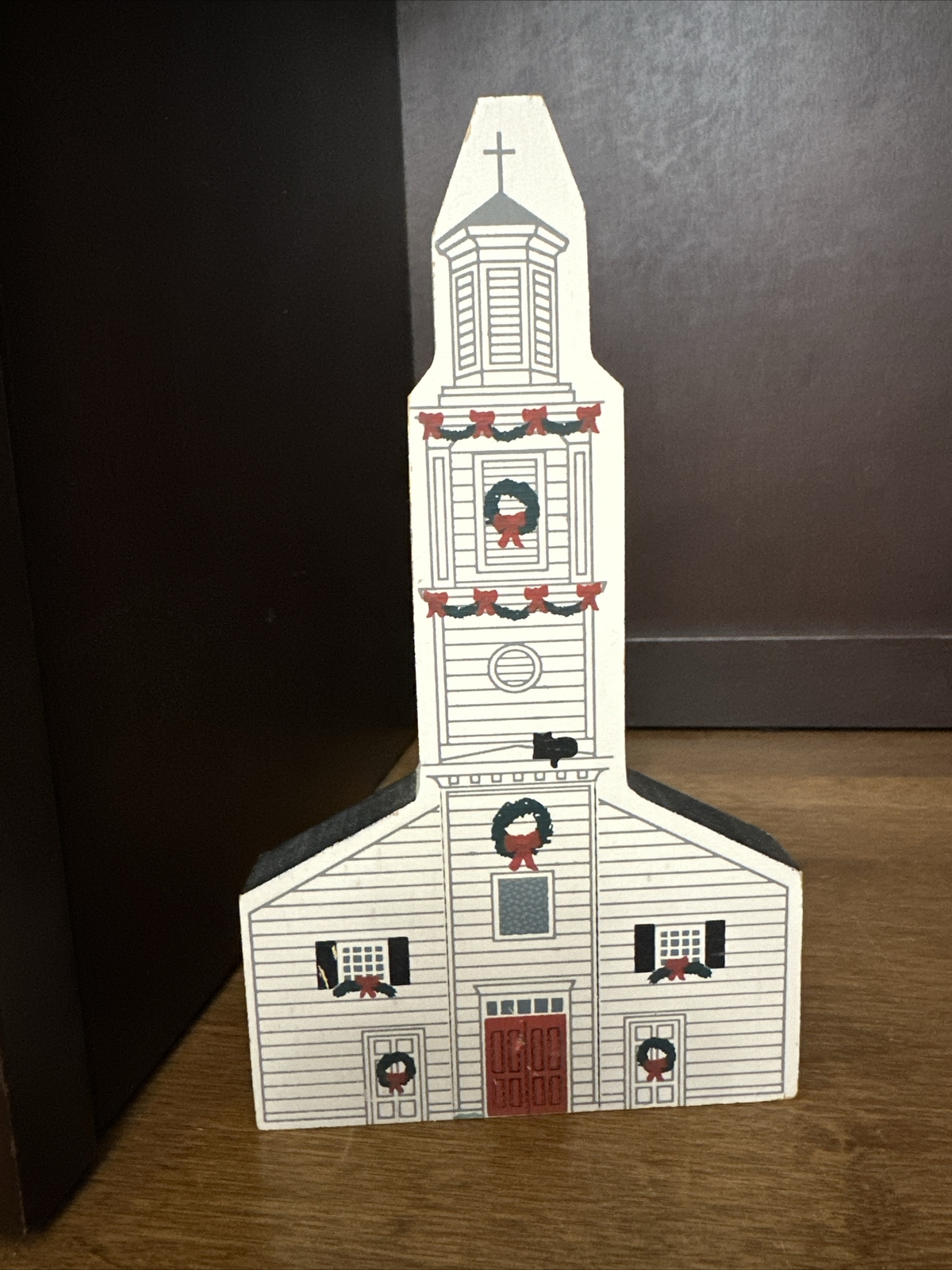 Cat’s Meow St. John’s Church Colonial Virginia wooden Shelf Sitter Faline Jones