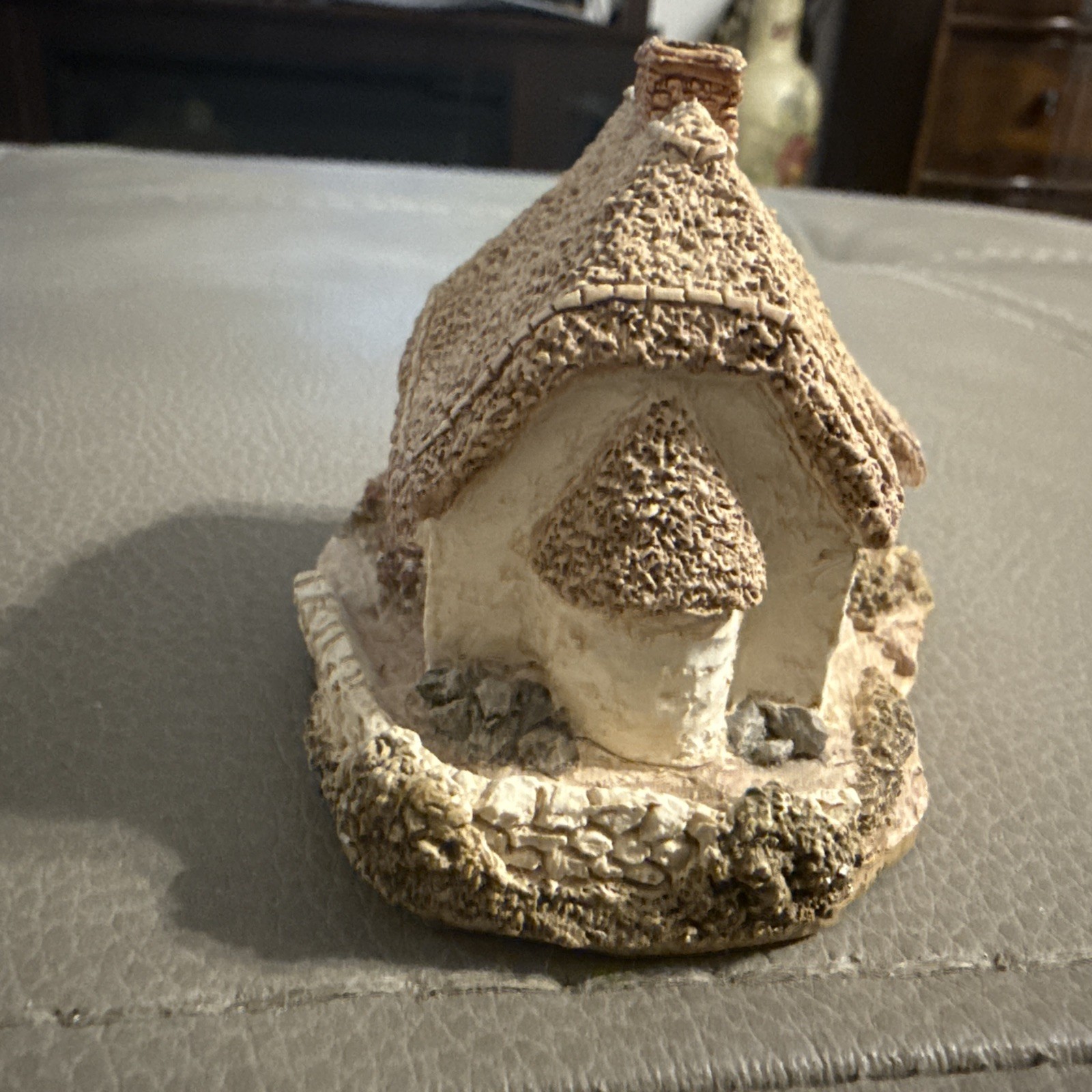Clover Cottage Lilliput Lane. NIB. Mint Condition. Free Shipping!