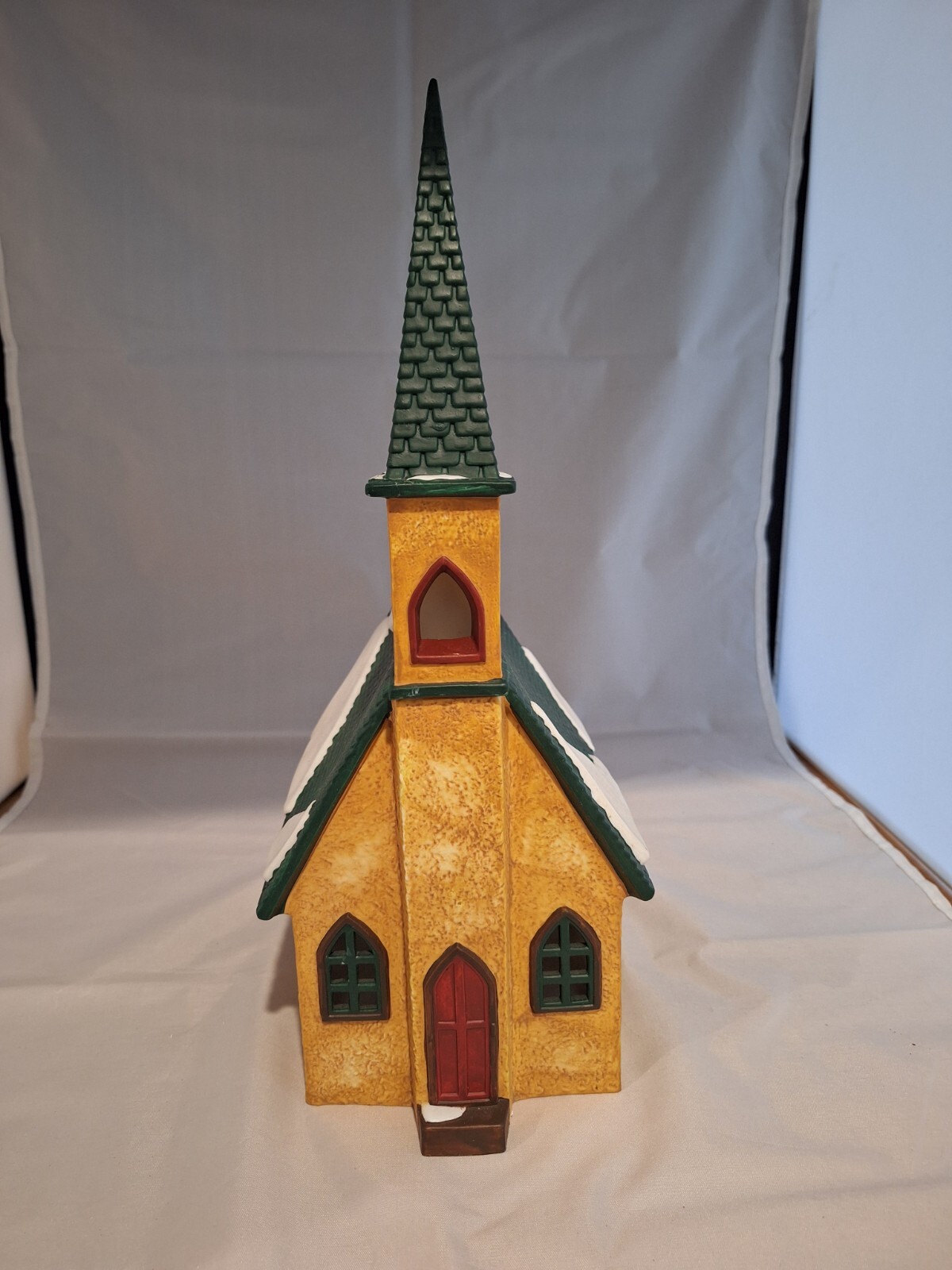 Department 56 Merry Makers 5” Porcelain Church Ornament w/ Box