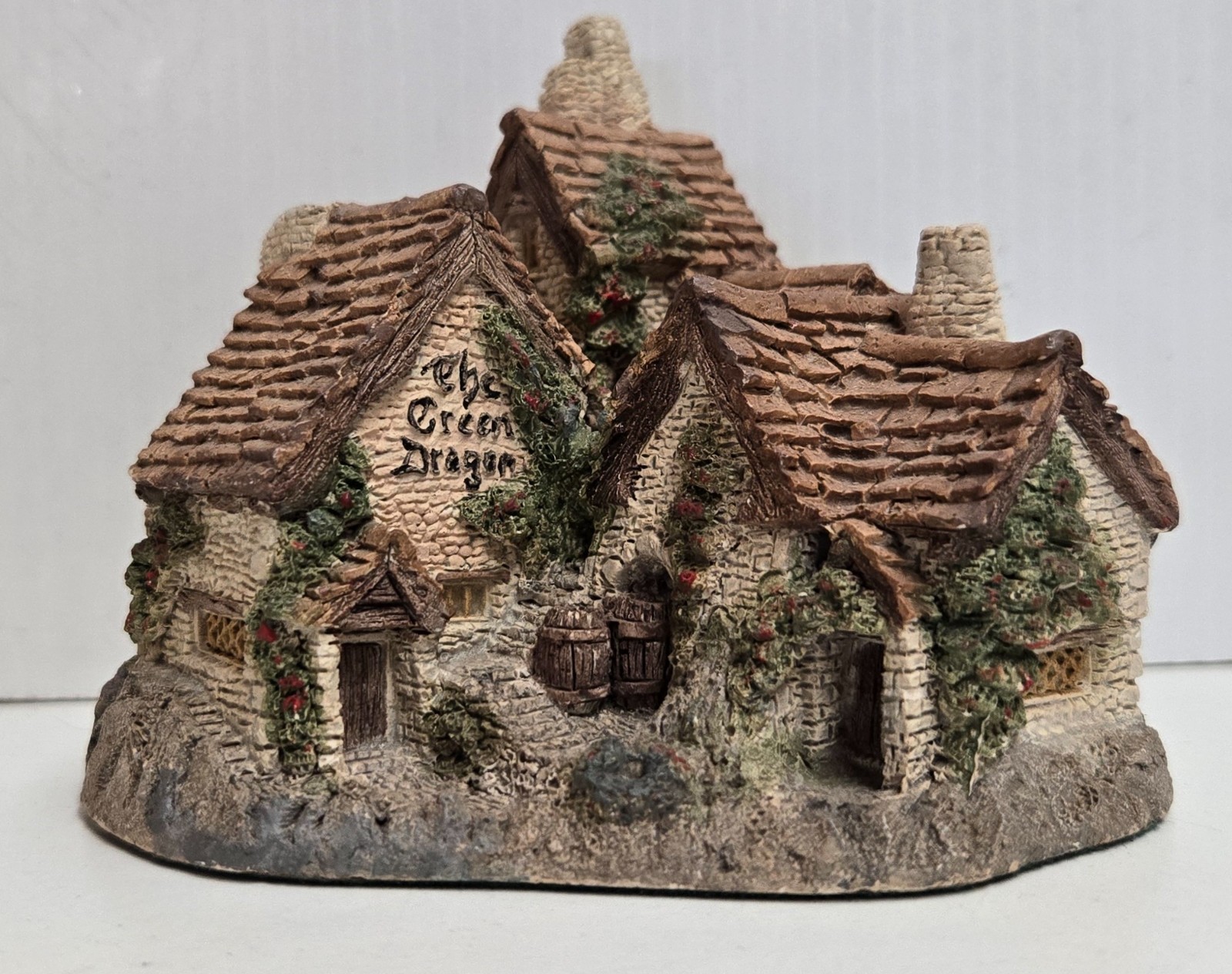 David Winter Green Dragon c1983-96 Miniature English Pub Handmade in Hampshire