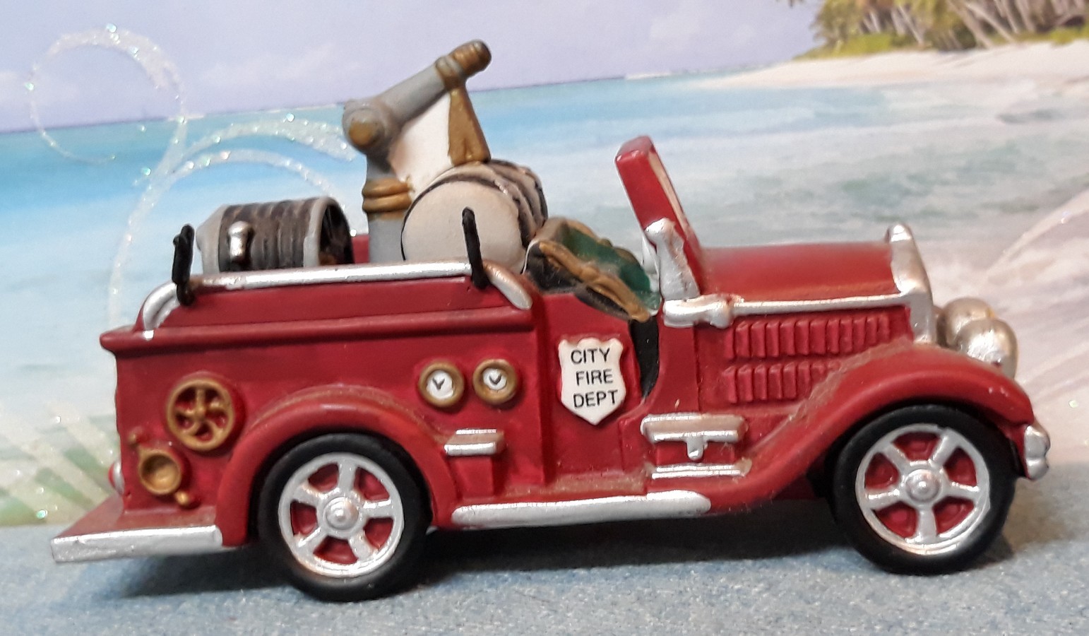 Department 56 City Fire Dept. Fire Truck Item #55476 (1991 to 1995)
