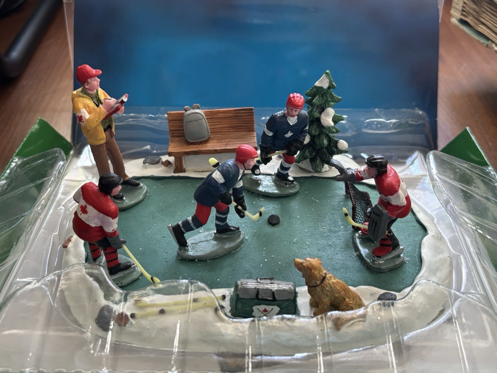2012 Lemax Christmas Village Carole Towne Collection Hockey Tryouts Box Canada