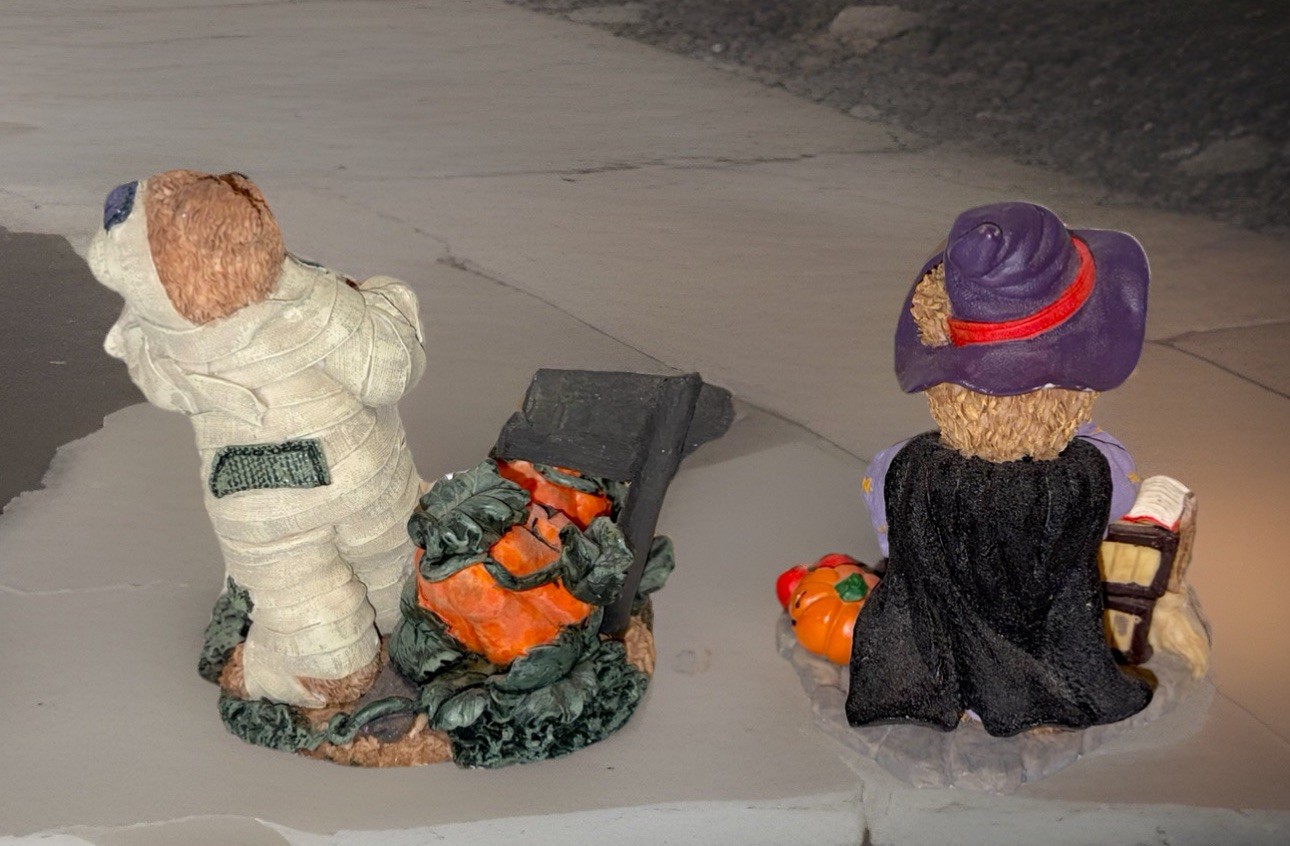 Vintage Bear With Pumpkin Collection Halloween Figurines Lot Of 2 Fun Fall Decor