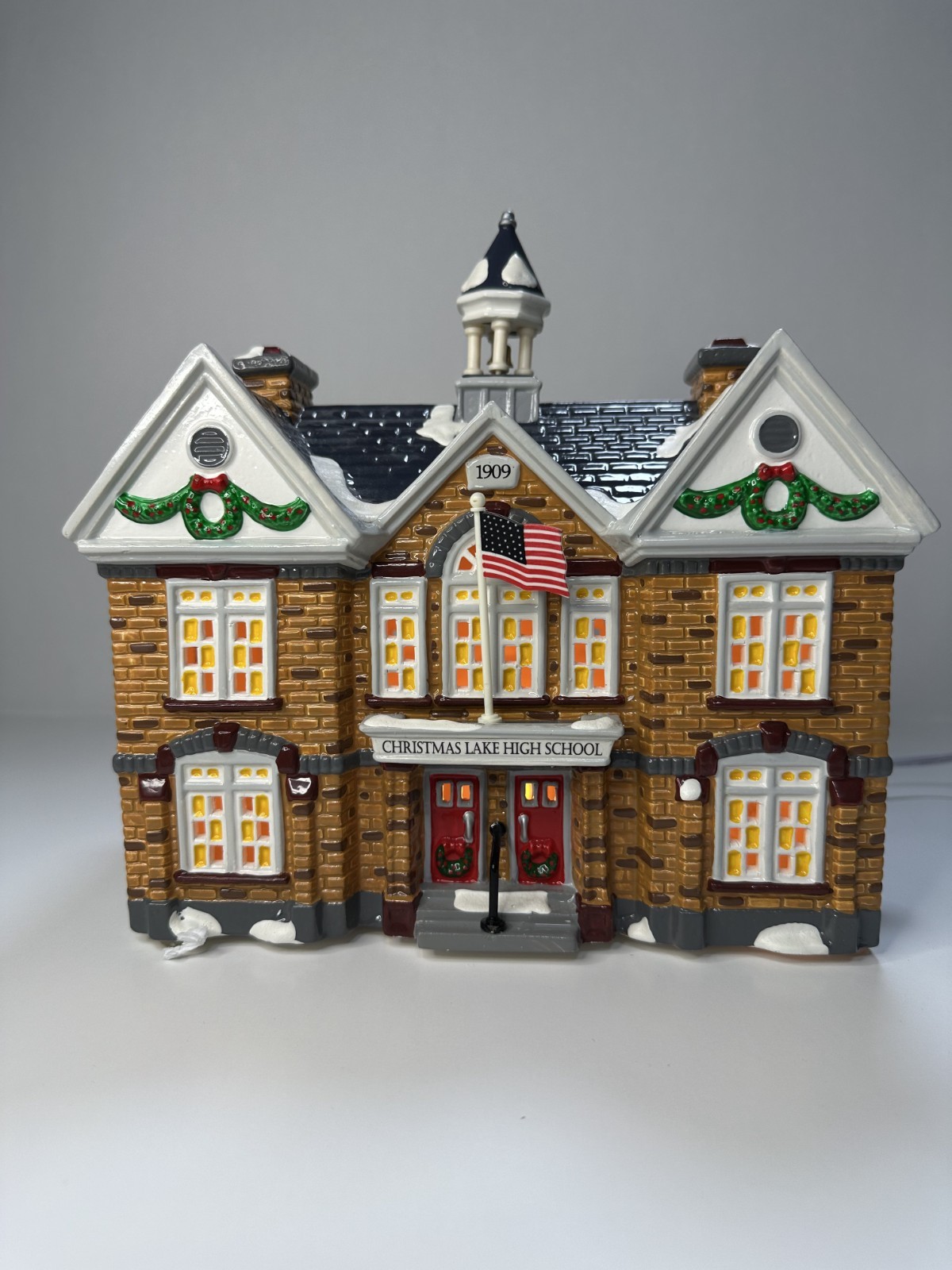 Department 56 Snow Village – Christmas Lake High School Lighted Ceramic w/Box