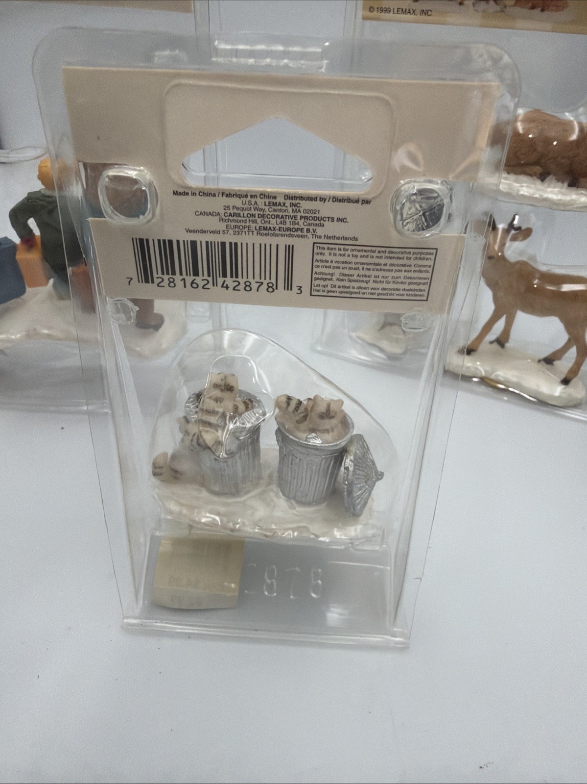 Lot Of 4 VTG NIP RETIRED 1999, 2004, 2006 LEMAX FIGURINES Accessories