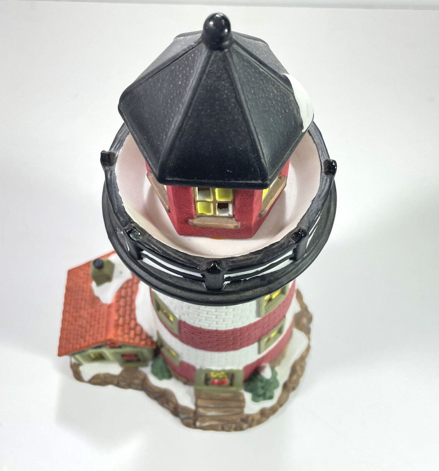Holiday Snow Village Compatible-Bayside Lighthouse -Santa’s Workbench Ser-No Box