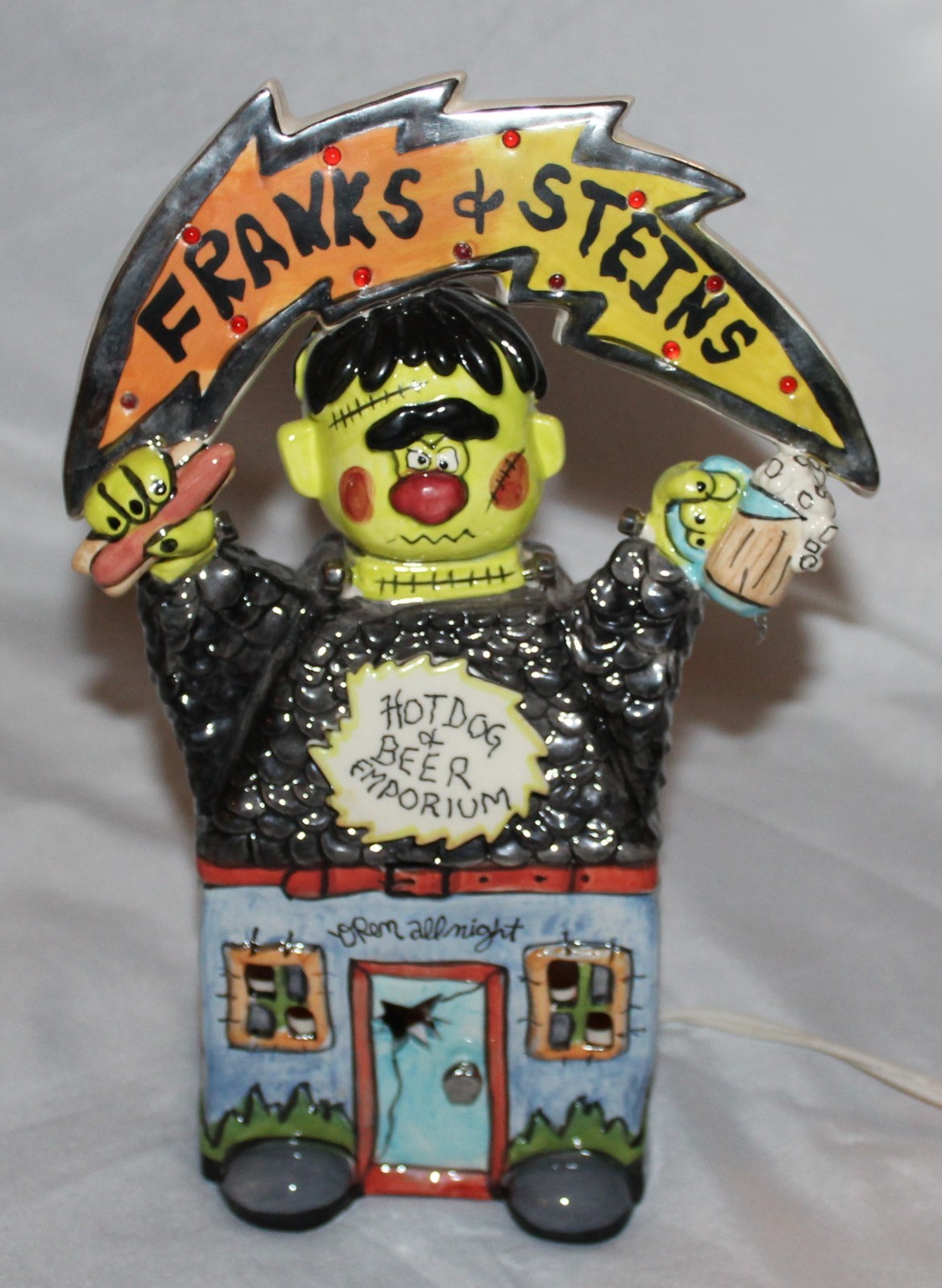 Blue Sky Clayworks 2004 Franks & Steins Hotdog Beer Emporium Light Up House