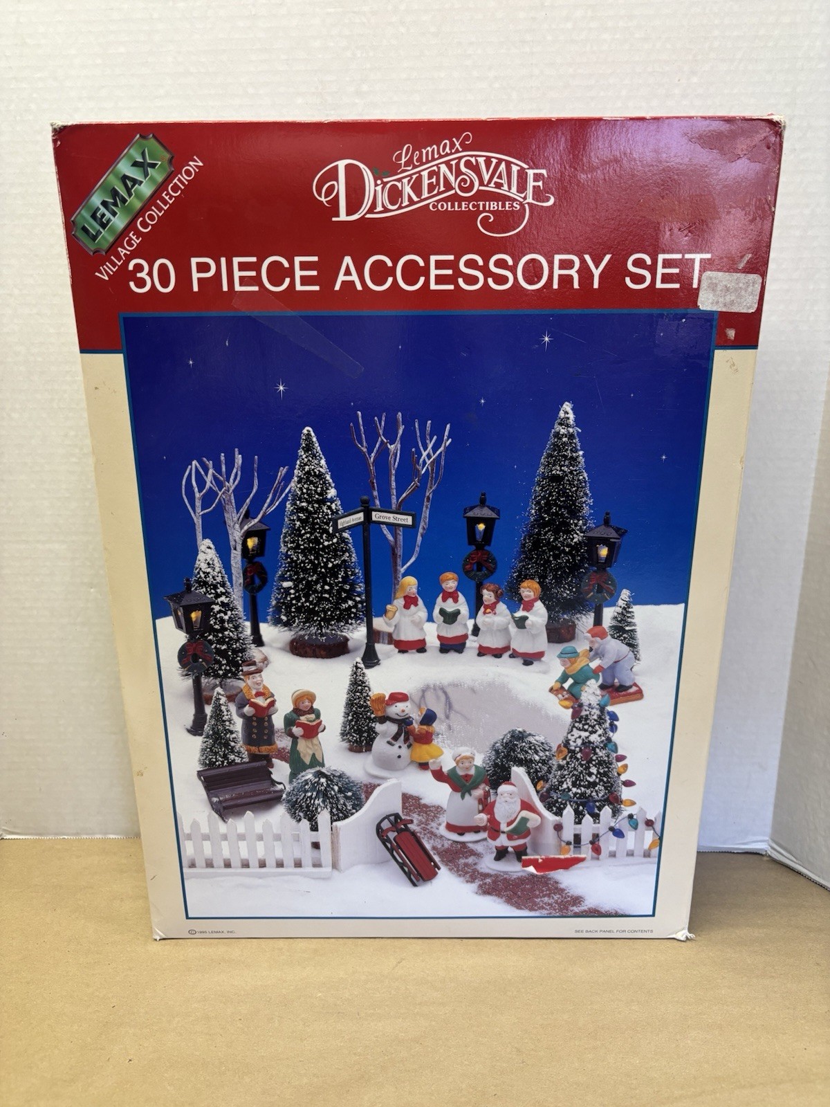 Lemax Christmas Village Figurines Accessories Decor Lot of 29 Pieces EUC