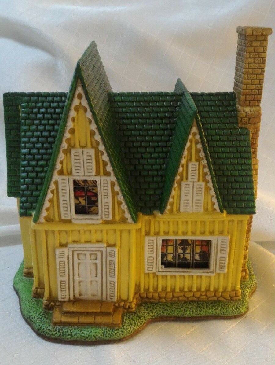 Lefton Colonial Village THE BRADLEY HOUSE 301/4500 numbered 1999 BOX Certs Cord