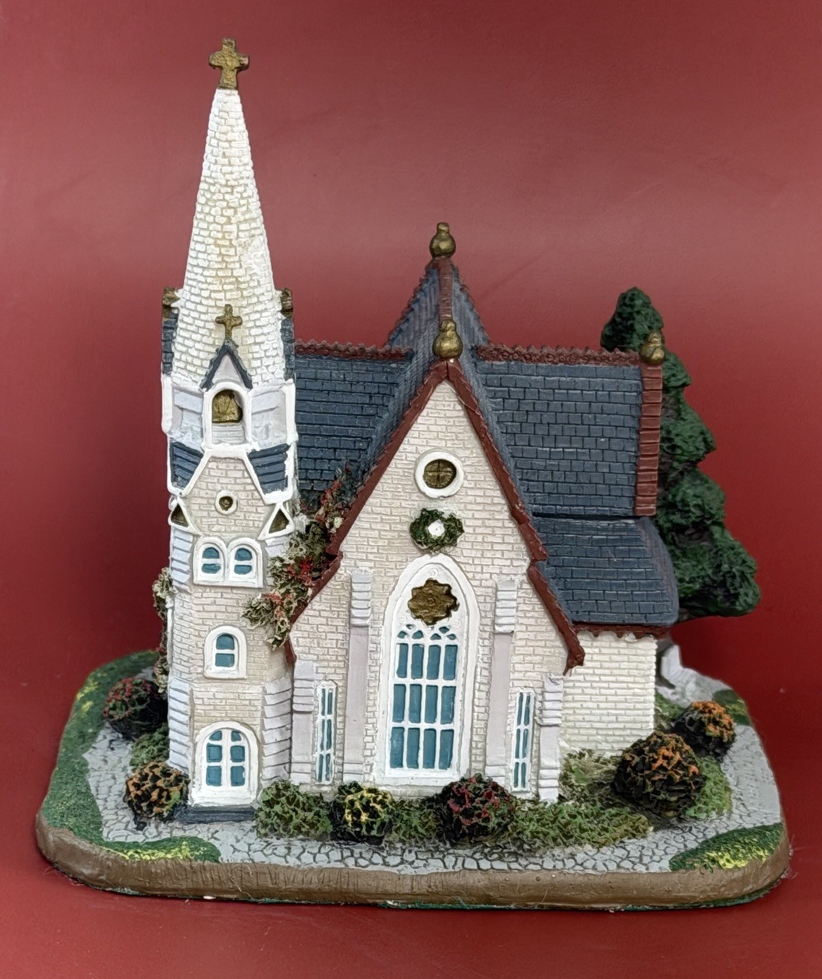 Vintage Santa’s Best Christmas In New England Village Church w/Box 1995