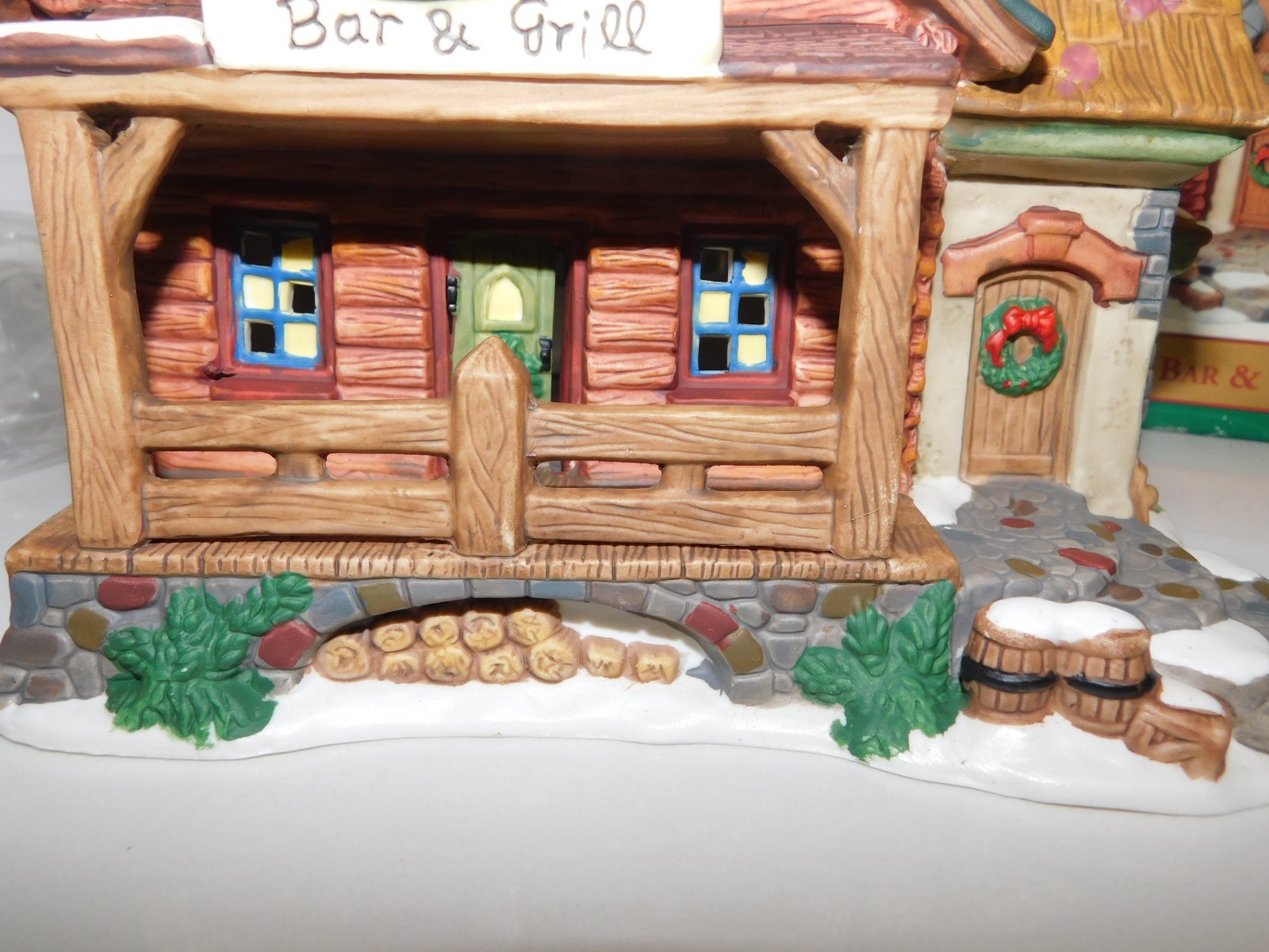 SANTA’S WORKBENCH COLLECTION VICTORIAN SERIES WANDERING MOOSE BAR & GRILL NEW
