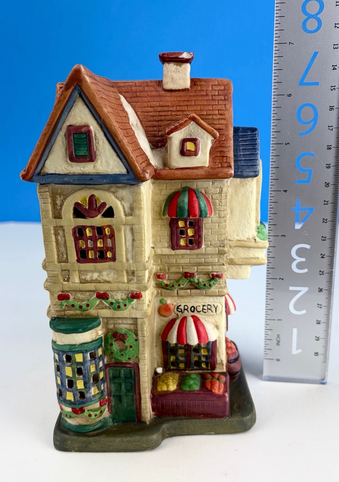 Dickens Grocery Store 1995 Porcelain Collectible Christmas Village