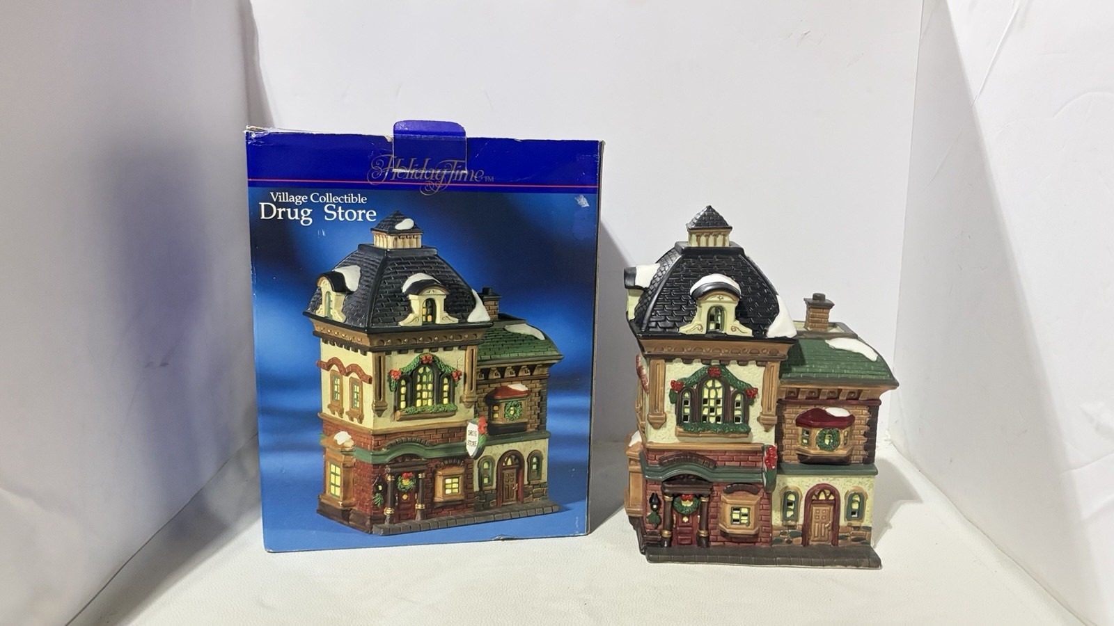 Holiday Time Village Collectible Drug Store Lighted Christmas House w/ Box