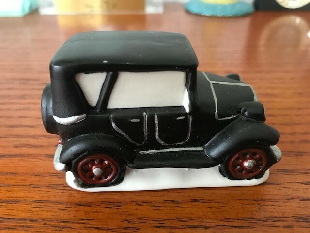 A Wonderful Life Holiday Village Target GEORGE BAILEY’S CAR Model T Figurine